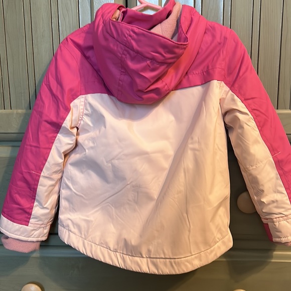 Eddie Bauer 3T Light Winter Jacket - Picture 6 of 7